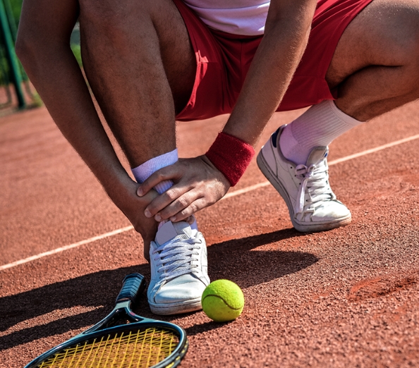 What Accidents or Injuries May Occur When Playing Tennis? How to Deal with Emergencies