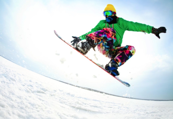 If You Learn These Skills and Tips for Playing Snowboarding Outdoors, Will You Become a Master?