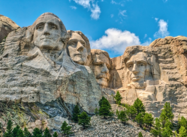 Exploring South Dakota: Scenic Spots and Historical Sites Worth Visiting