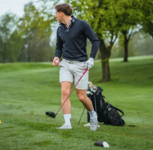 What Equipment and Precautions Do I Need to Bring When Playing Golf Outdoors in Spring?