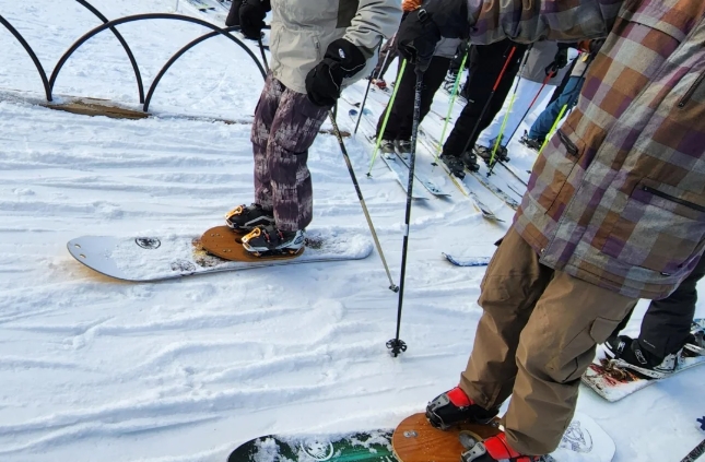 Can You Use Ski Boots for Snowboarding? Understanding the Key Differences and Important Tips